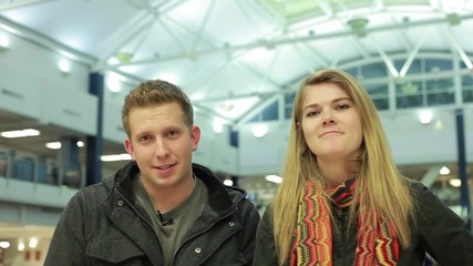 Mistletoe Kissing Prank (original)