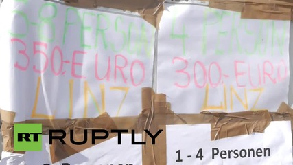 Австрия: Полицията наложи ценови контрол на такситата след измами с бежанци
