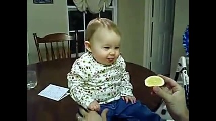 Смях!! Бебе яде лимон 