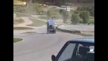 Truck drift amazing..mp4