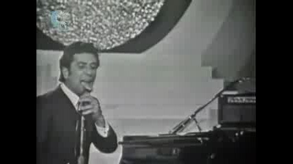 Gilbert Becaud - La solitude ca nexiste pas