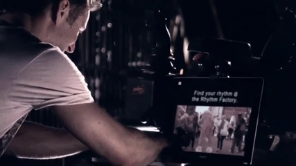 Mcfly featuring Taio Cruz - Shine A Light - Official Video Hd 