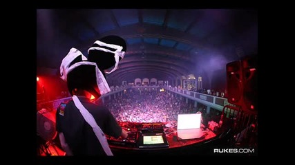 Deadmau5 - Move for Arguru (remix 2012)