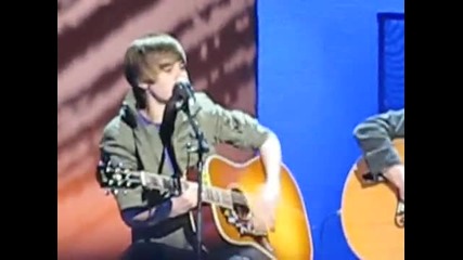 Justin Bieber - One Time /акостично/ на живо в Nickelodeon