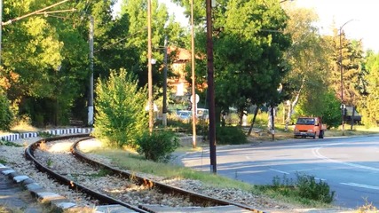 Железопътния прелез до спирка Иваняне (край гр. Банкя)