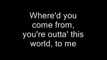 Akon - Beautiful (lyrics)
