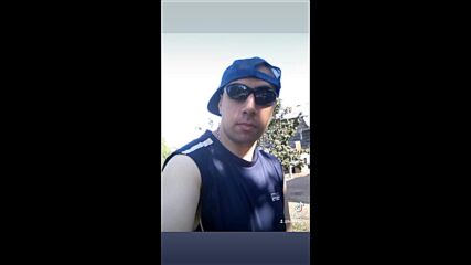 Vid_30641021_185657_898.mp4