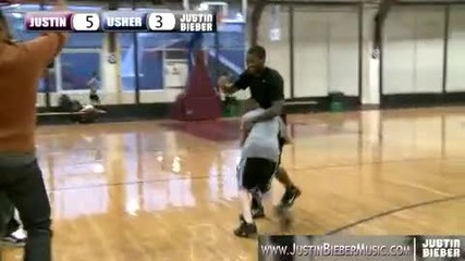 Джъстин Бийбър и Ъшър играят баскетбол