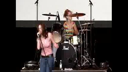 The Donnas - Its On The Rocks