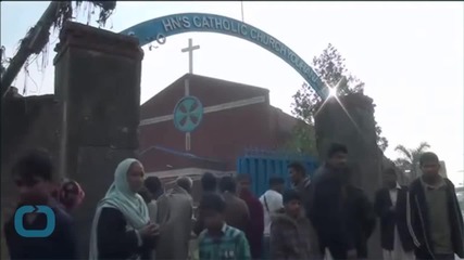 Pakistan Police Use Tear Gas to Break up Church Attack Protests