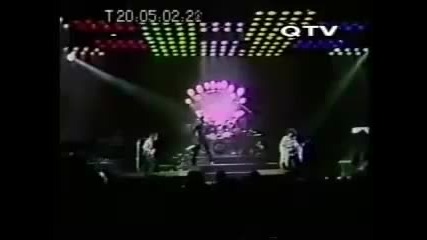 Queen - Live In Paris 1979 (9/10) 