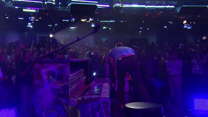 Coldplay - Every Teardrop Is A Waterfall (live on Letterman)