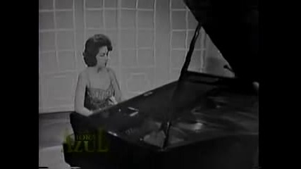 Consuelo Velazquez - Besame Mucho