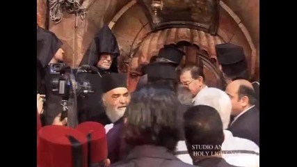 Miracle_of_the_holy_fire_holy_fi