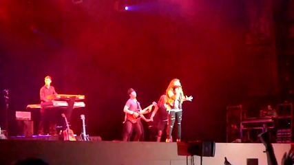 Demi Lovato - All Night Long - Strawberry Festival 02.03.2012