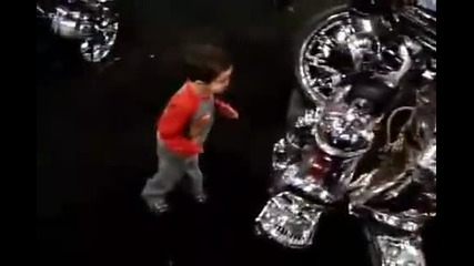 Най-високия и голям робот в света 2011