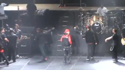 Justin Bieber рапира като Busta Rhymes + Baby