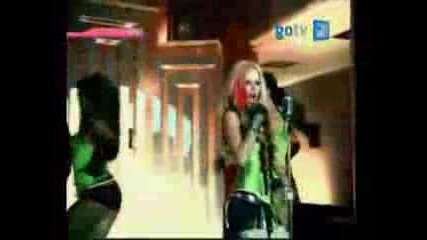 Avril Lavigne - Gimme More
