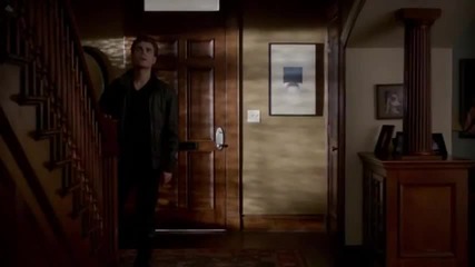 The Vampire Diaries - Klaus tries to get inside Elena's house (3x21)