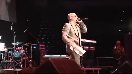 Pitbull - Rebelution Mix ( Live Hot 93.7 Jingle Jam 09 ) ( Part 2 ) 