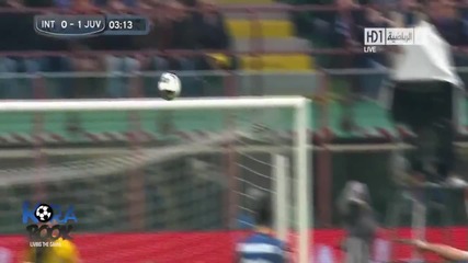 Удивителен гол на Фабио Куалярела срещу Интер