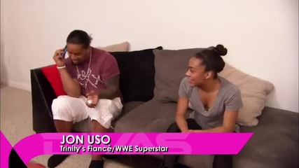 Cameron proposes a costume change: Total Divas, Aug. 4, 2013