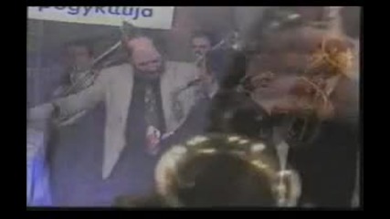 Vancho Tarabunov - Jeni Se Rado Do Dek Si Mlada 