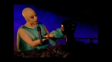 Lady Gaga - Hair (live) Paul O'grady