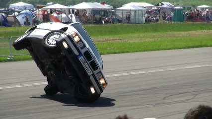 Bmw Стънт и дрифт шоу..