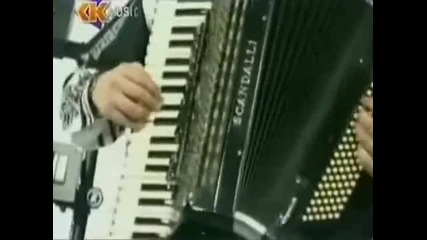 Sinan Sakic i Juzni Vetar - Zaplakace Oci Zelene