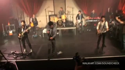 Jonas Brothers - Play My Music (2010 Walmart Soundcheck)