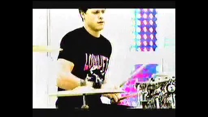 Avril Lavigne - He Was Not (live at Popworld) 