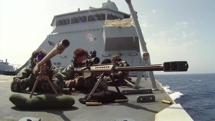 Двама снайперисти се сблъскват с 38 разярени сомалийски пирати