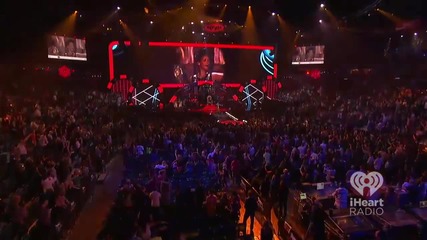 Rihanna - All Of The Lights - Live @ Iheartradio Festival - 21.09.12 ( High Quality )