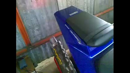 Yamaha Yzf R1 2003 Хвърля пламъци