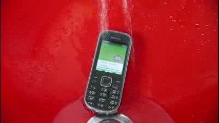 Nokia 3720 classic във бира