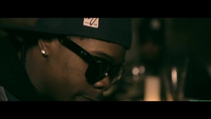 Jim Jones ( Feat. Sen City, Mel Matrix, T.w.o, Lady H, Trav, Chris Luck ) - Top Of The Year