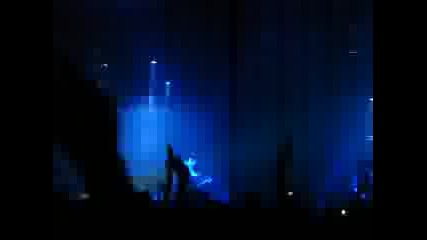 Nine Inch Nails - The Hand That Feeds (Live @ Prague 07)