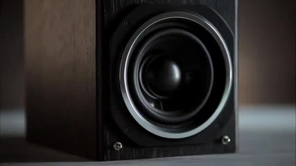 Dev ft. The Cataracs - Bass Down Low ( Високо качество )