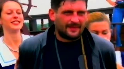 Силвия - Капитанът (2001)