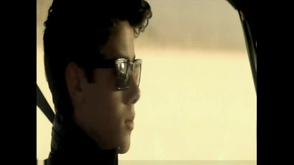Jonas Brothers - Paranoid ( Високо Качество )