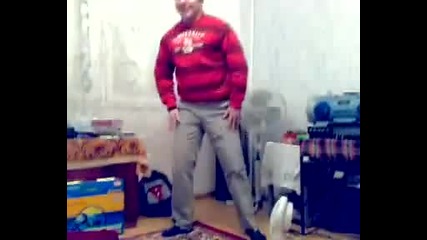 Youtube - St.zagorskiq zmei tanca na ludiq.flv