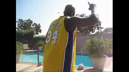 Shaq Jumps a pool