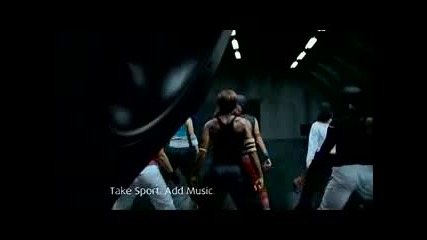Nike Women Group Dancing