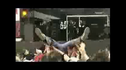 Bullet for my valentine - Tears dont fall live at Rar 2006