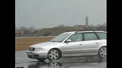 Audi S4 Drift 
