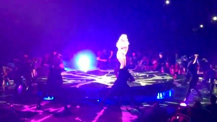 Britney Spears Womanizer Live St. Paul