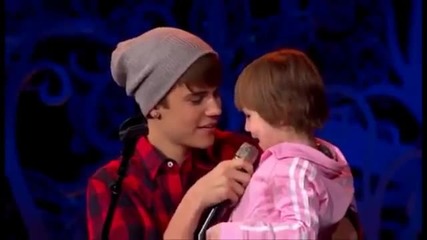 Justin and Hiss Little Sistrer - Jazzy ... ;**