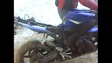 Yamaha R1 Bez Garneta Reve