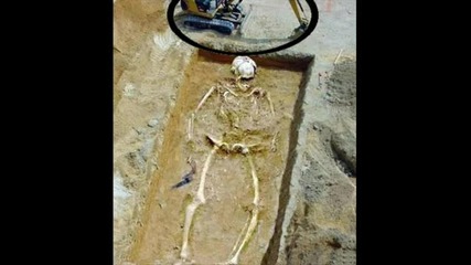 12 - Метров Скелет На Човек.възможно Ли Е?